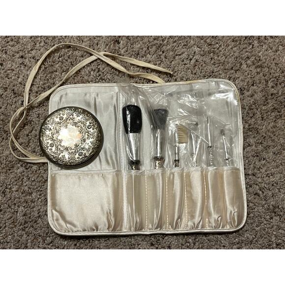 Silver Plated Make Up Kit Vintage Hong Hong Velvet Roll Up - Picture 1 of 7